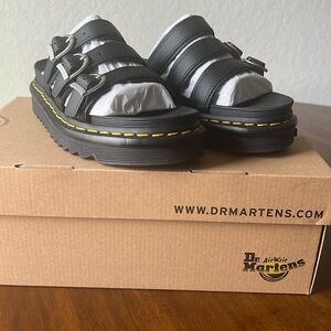 Dr. Martens Blaire slide